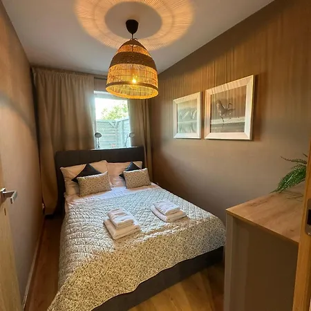 8 Z Ogrodkiem I Prywatna Sauna, Rowery, Spacery W Dolinie Baryczy - 5d Apartment