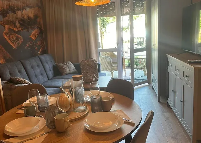 Apartmán 8 Z Ogrodkiem I Prywatna Sauna, Rowery, Spacery W Dolinie Baryczy - 5d *